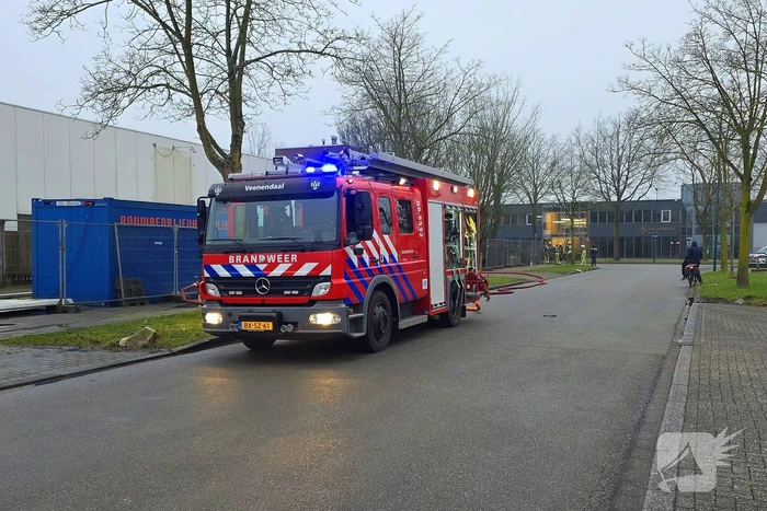 Grote brand in bedrijfspand van koekjesfabriek