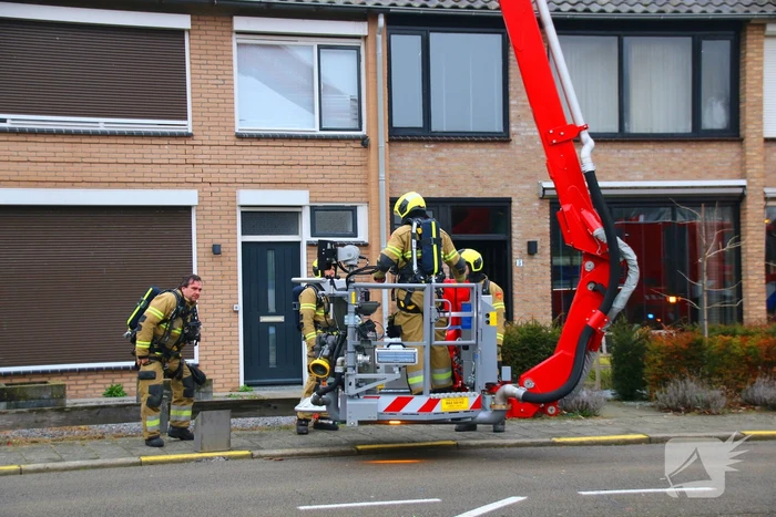 Schoorsteenbrand, brandweer grijpt snel in