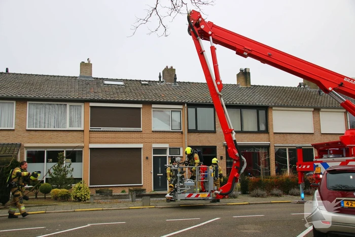 Schoorsteenbrand, brandweer grijpt snel in