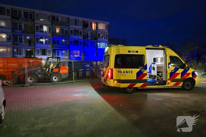 Kind bekneld onder pallet stenen