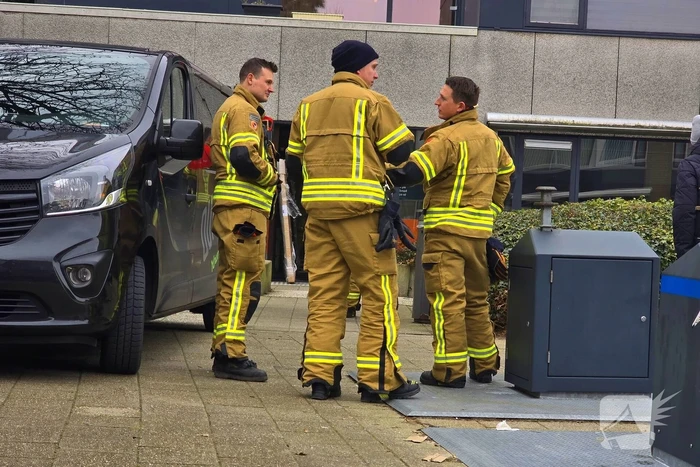 Rook in pand door slijpwerkzaamheden