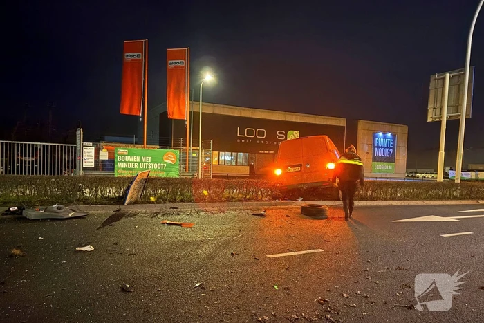 Bestuurder neemt taxi na ongeval