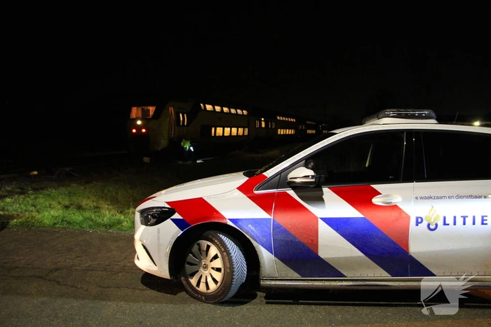 Treinverkeer stilgelegd vanwege aanrijding op spoor