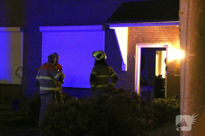 Bewoners gecontroleerd na brand in achtertuin