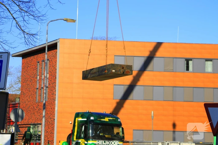 Torenkraan bij nieuwbouw ziekenhuis wordt verwijderd