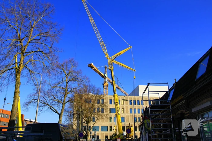 Torenkraan bij nieuwbouw ziekenhuis wordt verwijderd