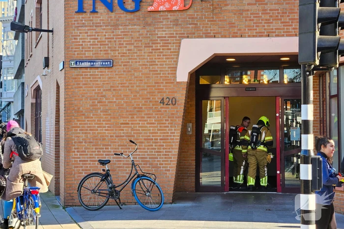 Brandweer doet onderzoek naar gaslucht