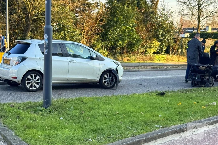 Persoon in rolstoel aangereden door automobilist