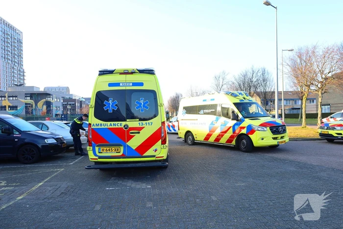 Politie doet onderzoek naar steekpartij