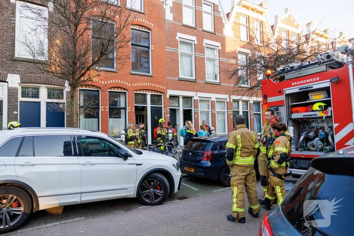 Meerdere brandweer eenheden ingezet bij woningbrand