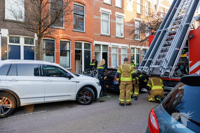 Meerdere brandweer eenheden ingezet bij woningbrand