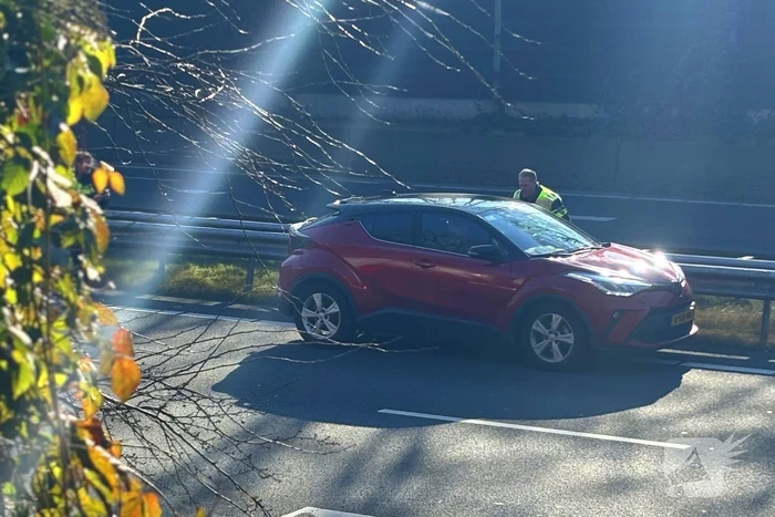 Botsing tussen personenwagen en vrachtwagen