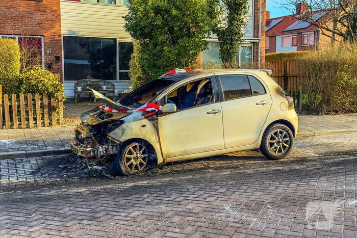 Weer autobrand, politie doet onderzoek