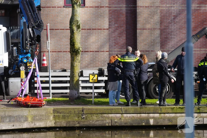 Levenloos lichaam aangetroffen in water