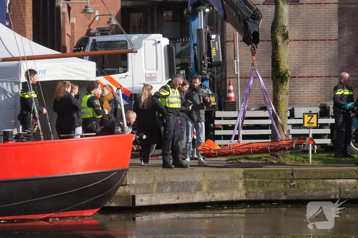 Levenloos lichaam aangetroffen in water