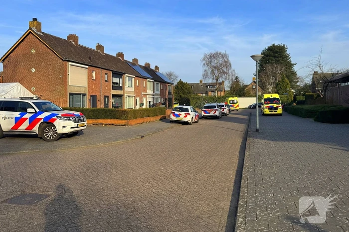 Traumateam assisteert bij medische noodsituatie