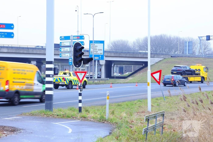 Veel schade bij kop-staartbotsing tussen twee voertuigen