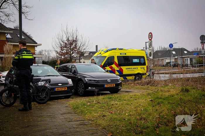Automobilist ziet fatbiker over het hoofd bij oversteekplaats