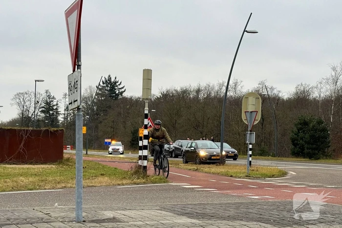 Schade bij kopstaart botsing tussen twee voertuigen