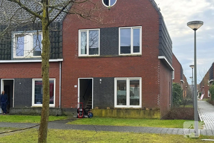 Brand op bovenverdieping geblust door brandweer