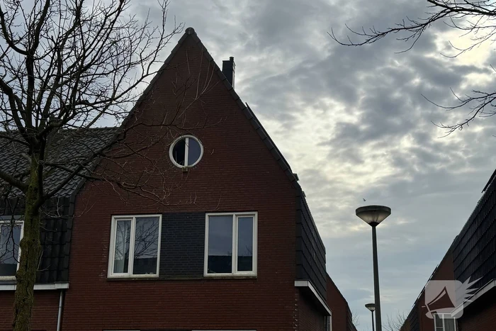 Brand op bovenverdieping geblust door brandweer