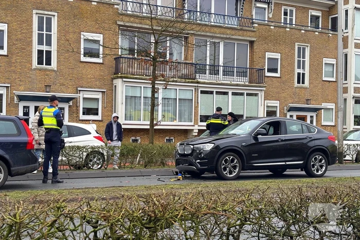 Schade na kettingbotsing tussen drie auto's