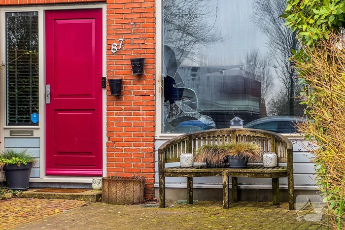 Explosie beschadigt woning