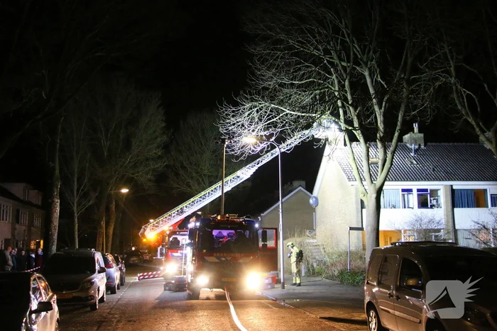 Brand in schoorsteen van woning