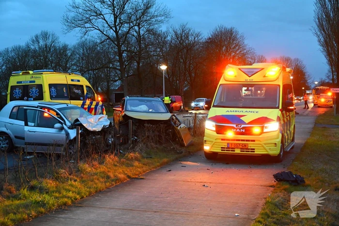 Meerdere voertuigen betrokken bij ongeluk