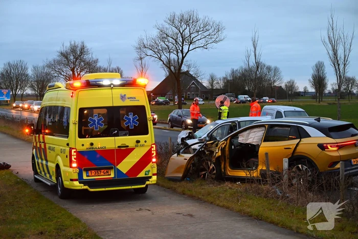 Meerdere voertuigen betrokken bij ongeluk