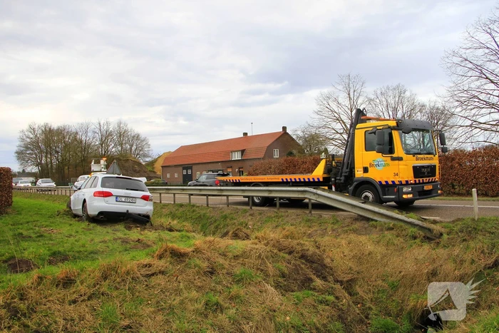 Auto zwaar beschadigd bij ongeval