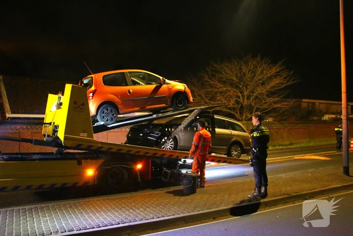 Forse schade bij aanrijding tussen twee voertuigen
