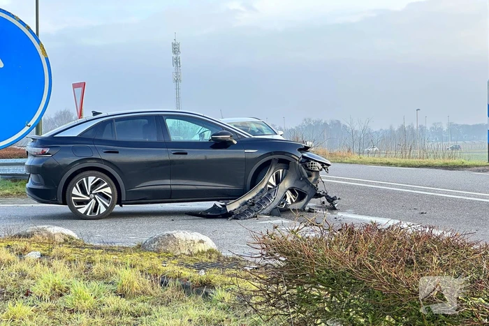 Ongeval tussen auto en vrachtwagen