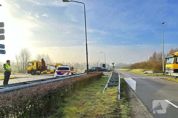 Ongeval tussen auto en vrachtwagen