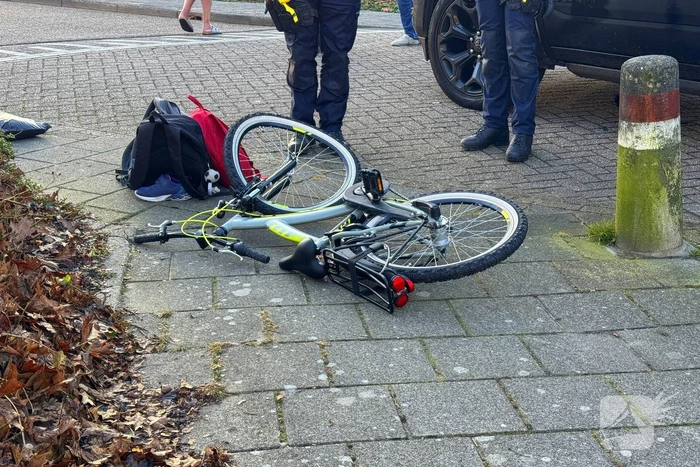 Moeder en twee kinderen ten val bij aanrijding