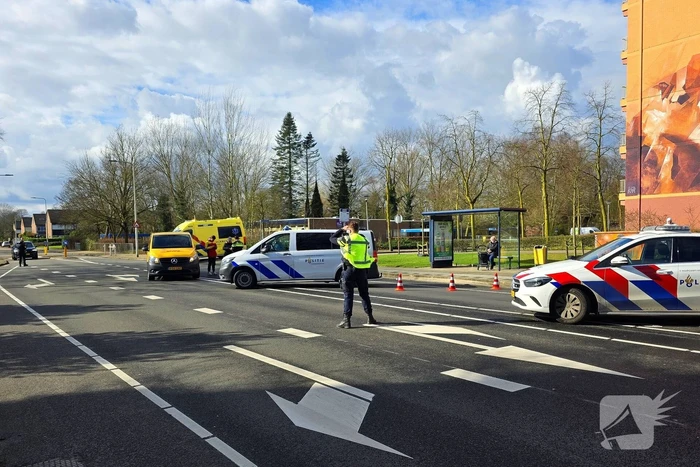 Ongeval tussen pakketbezorger en voetganger