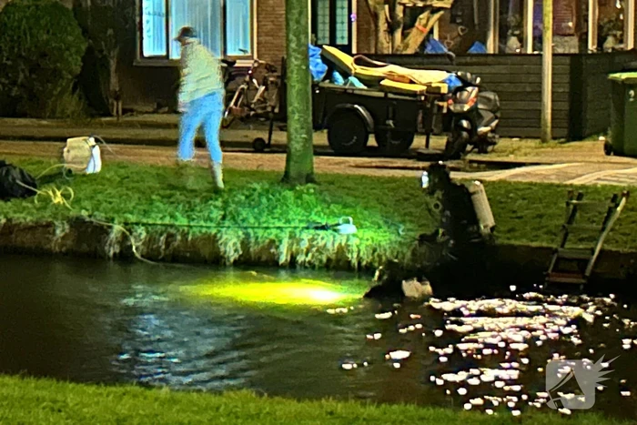 Duikers ingezet voor oplichting