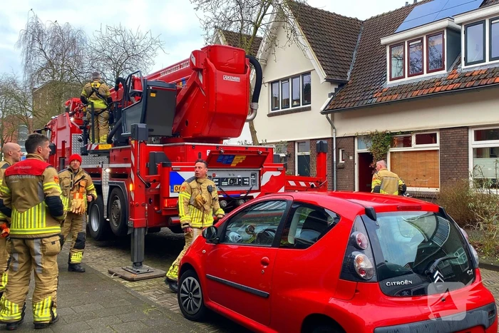 Schoorsteen gecontroleerd na brandmelding