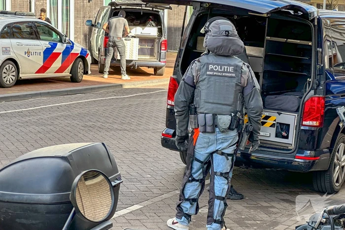 Arrestatieteam ingezet in Appartement