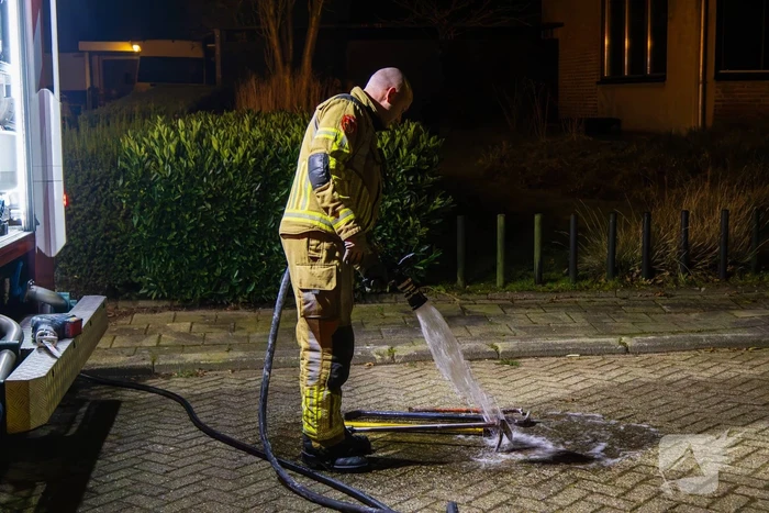 Bluswerkzaamheden rond brand in schoorsteen