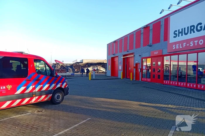 Brand verwoest meubelzaak