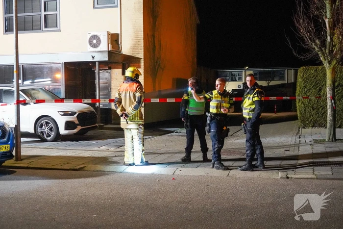 Explosie bij woonhuis, grote inzet hulpdiensten