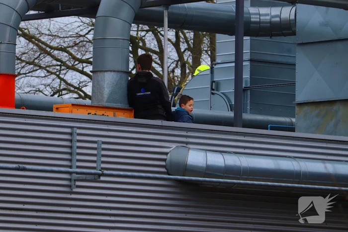 Dakbrand bij interieurinrichter geblust
