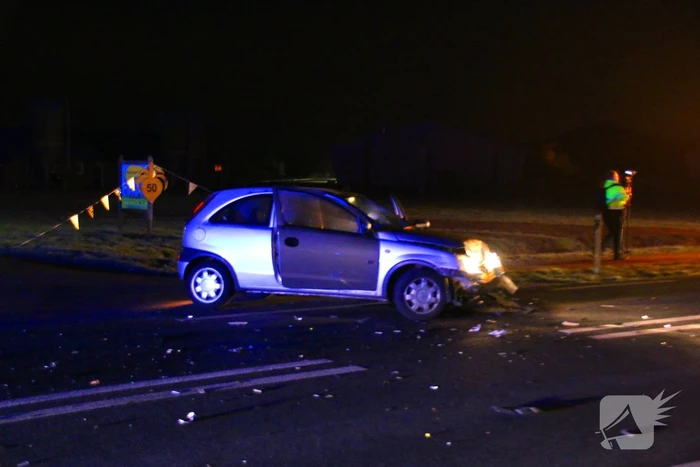 Frontale aanrijding leidt tot gewonden