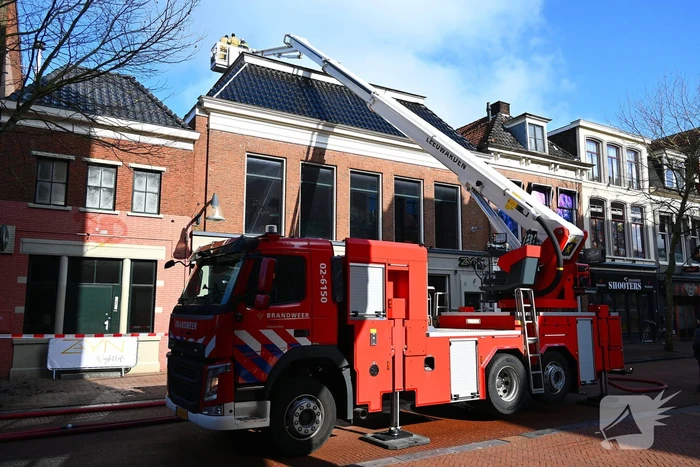 Brandweer en politie doen onderzoek