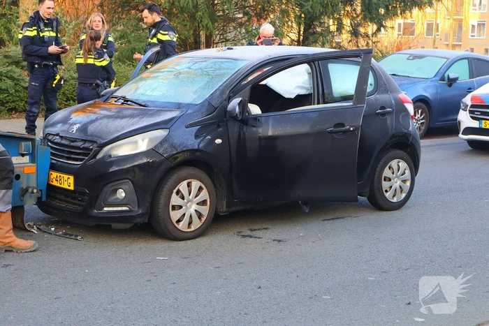 Ongeluk met vrachtwagen en personenwagen