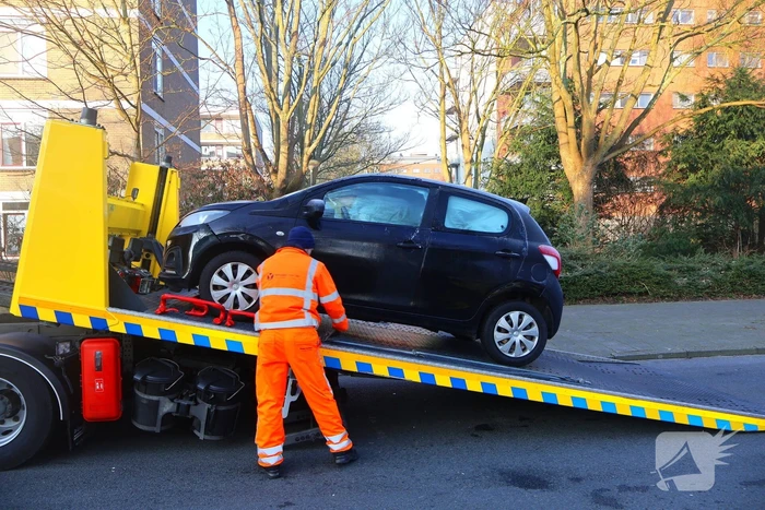 Ongeluk met vrachtwagen en personenwagen
