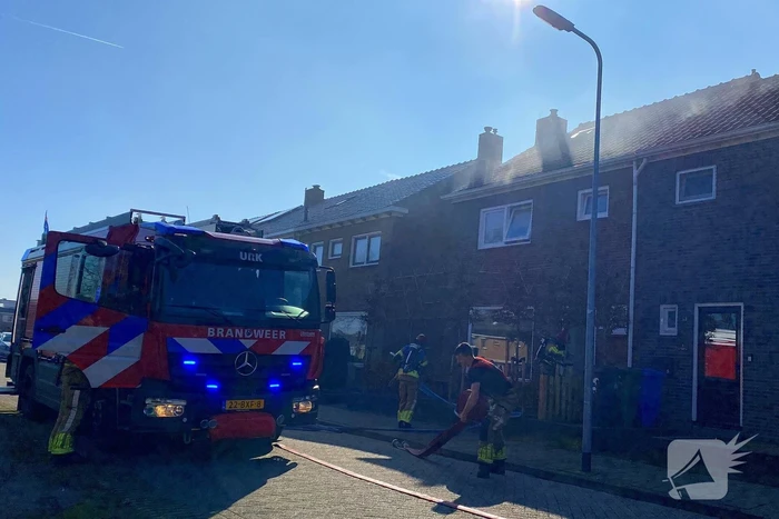 Brand in woning zorgt voor rookontwikkeling