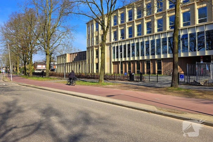 Scooter rijdt door na botsing