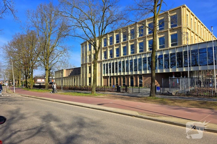 Scooter rijdt door na botsing